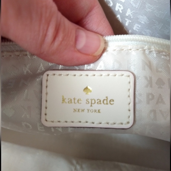 Kate Spade New York Large Vegan Leather City Streets Spring Floral Tote Handbag - Picture 7 of 12